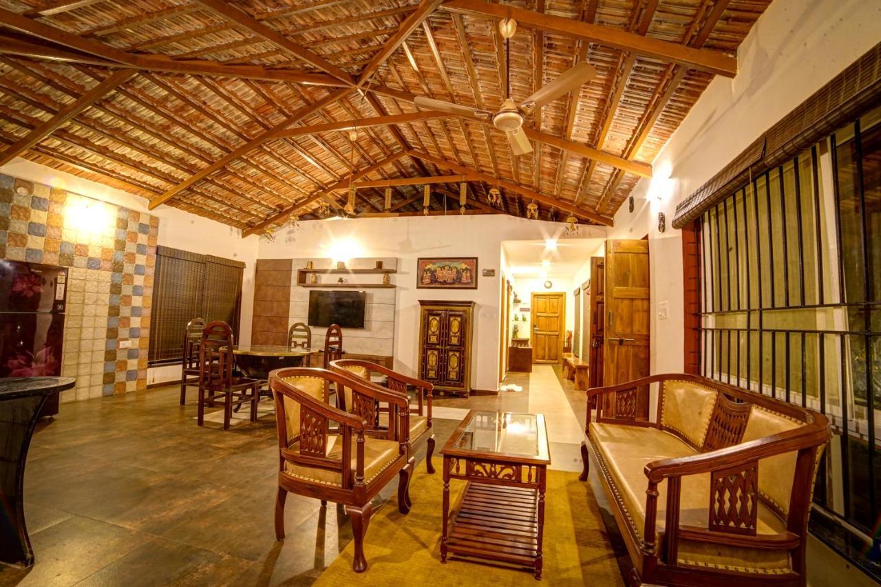 Brown Town Resort & Spa Hyderabad Exteriör bild